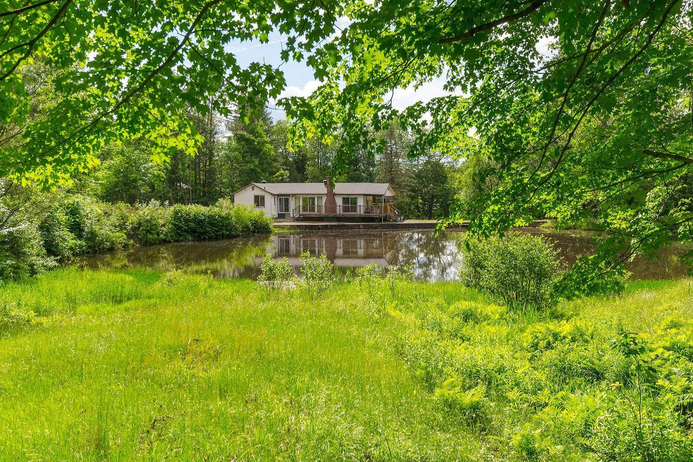 Extérieur - 35 Rue Academy, Sutton, QC - Outdoor