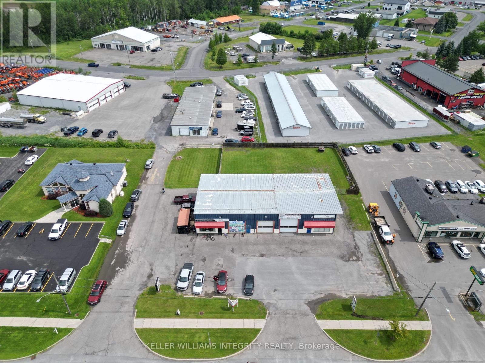 671 Notre Dame Street, Russell, ON