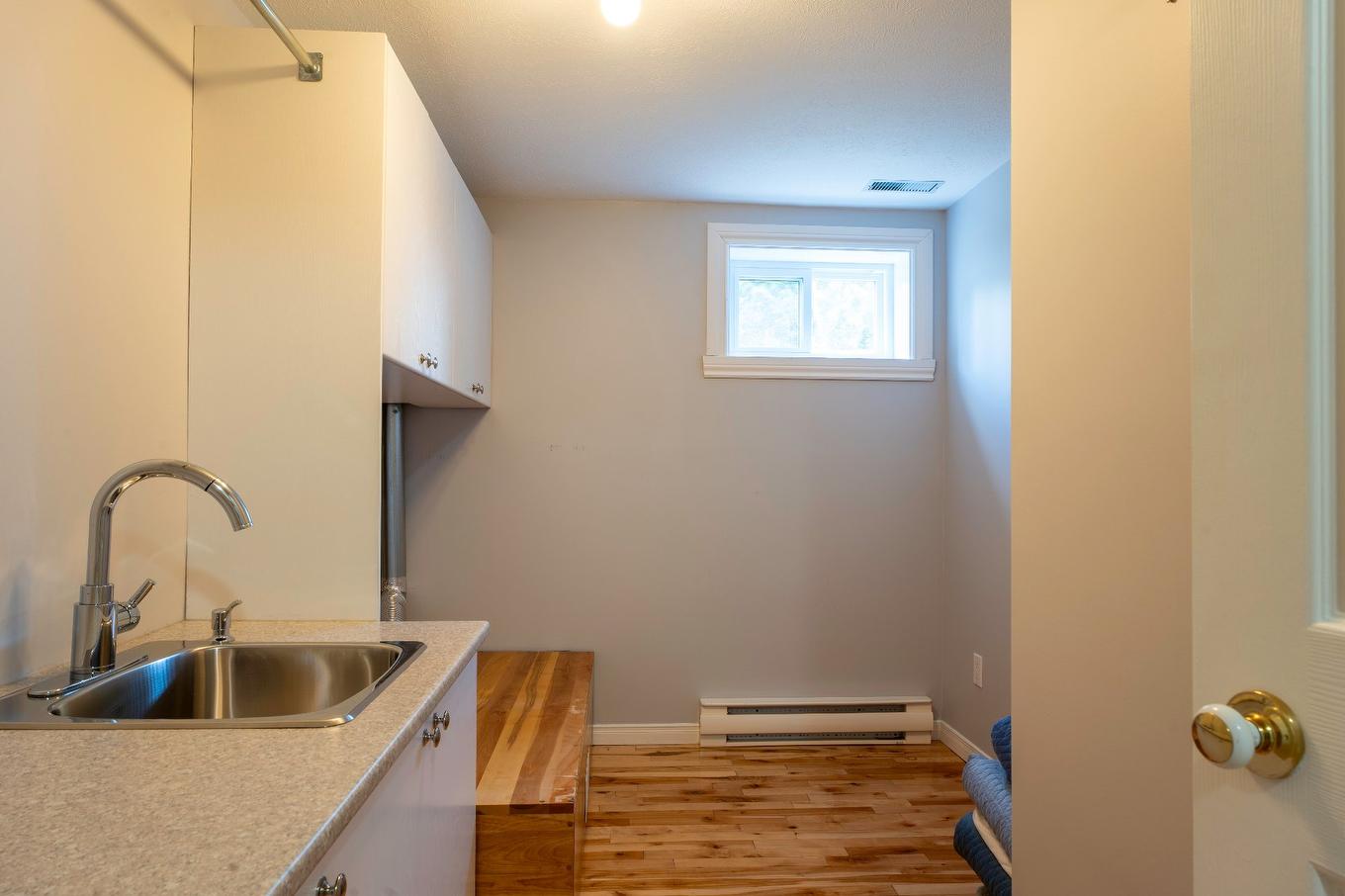 Salle familiale - 790 Boul. Lemire O., Drummondville, QC