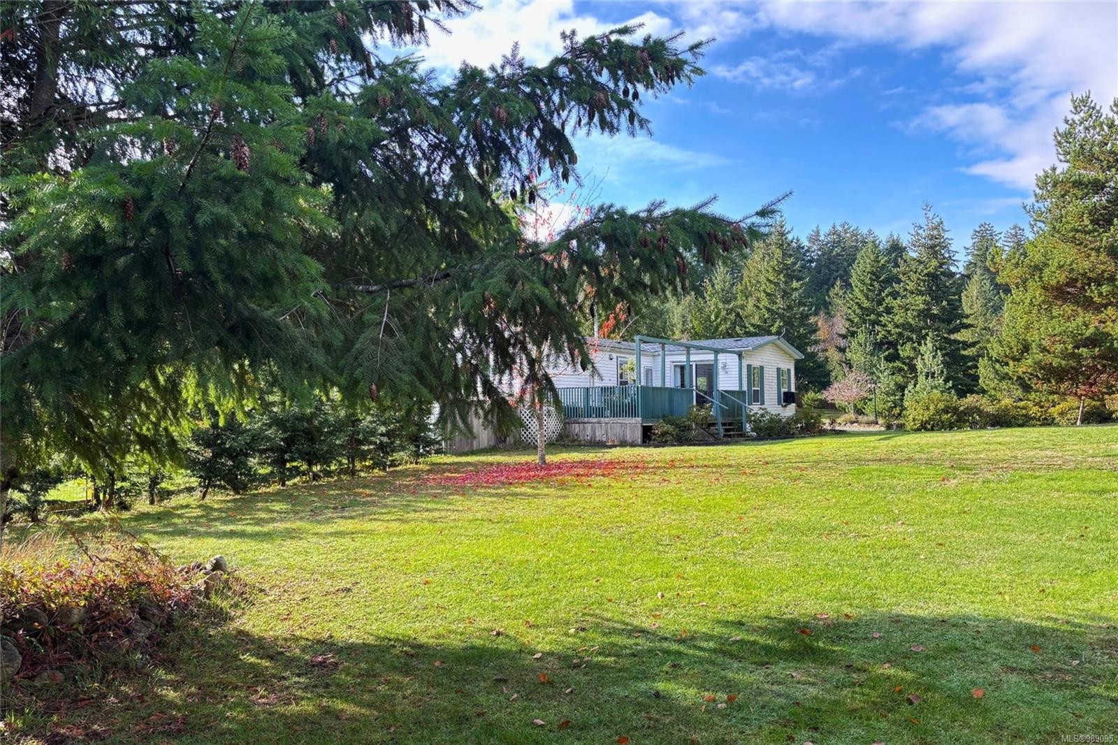 2450/2440 Whistler Rd West, Qualicum Beach, BC