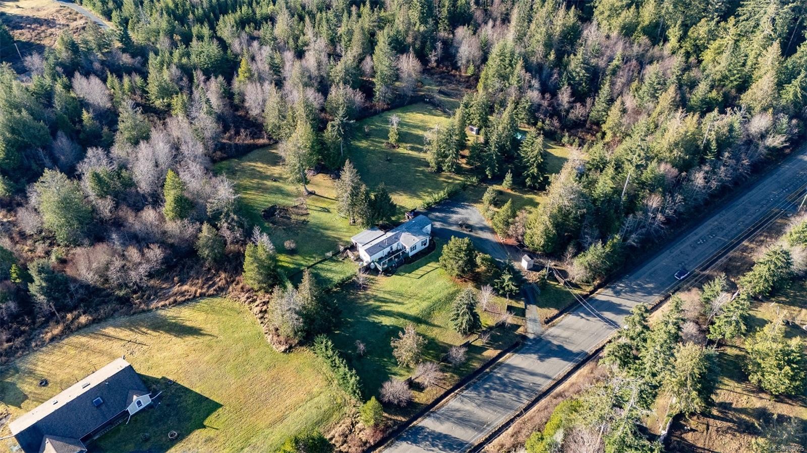 2450/2440 Whistler Rd West, Qualicum Beach, BC