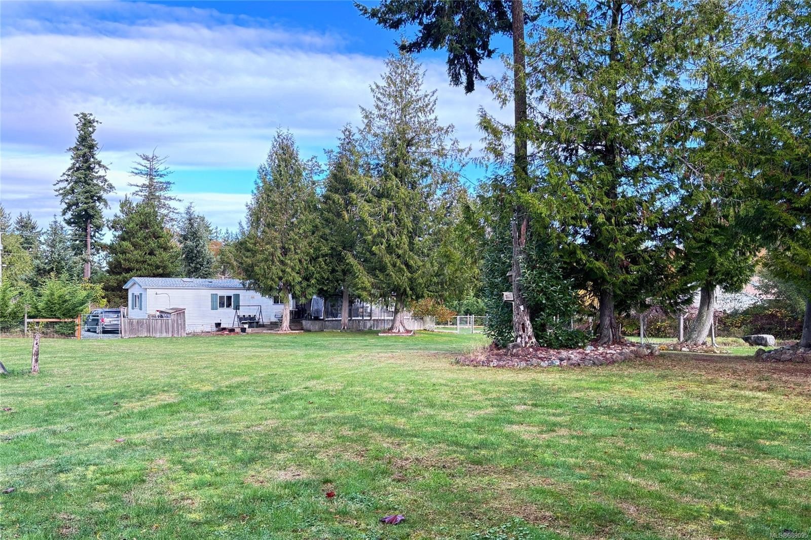2450/2440 Whistler Rd West, Qualicum Beach, BC