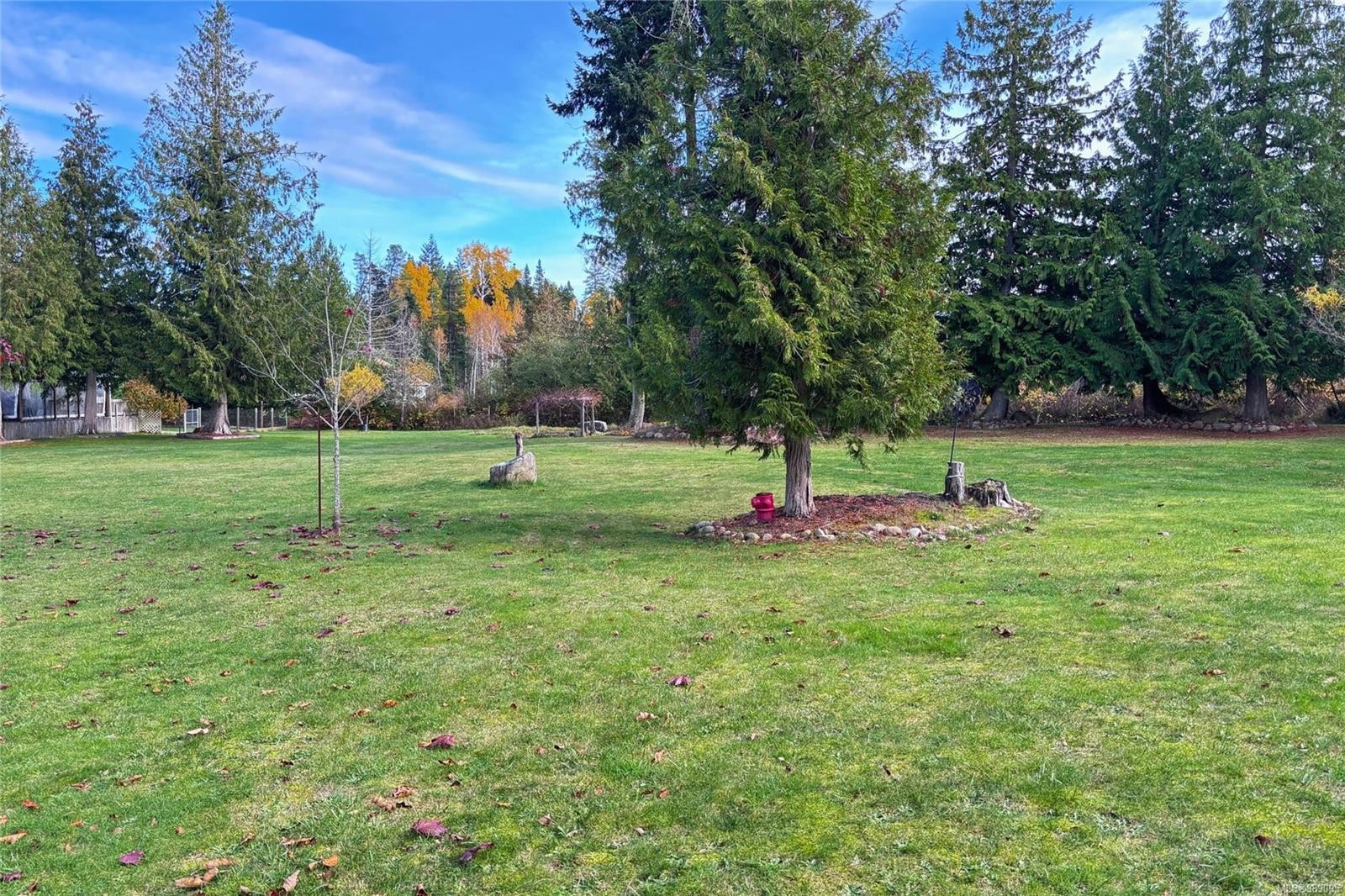 2450/2440 Whistler Rd West, Qualicum Beach, BC