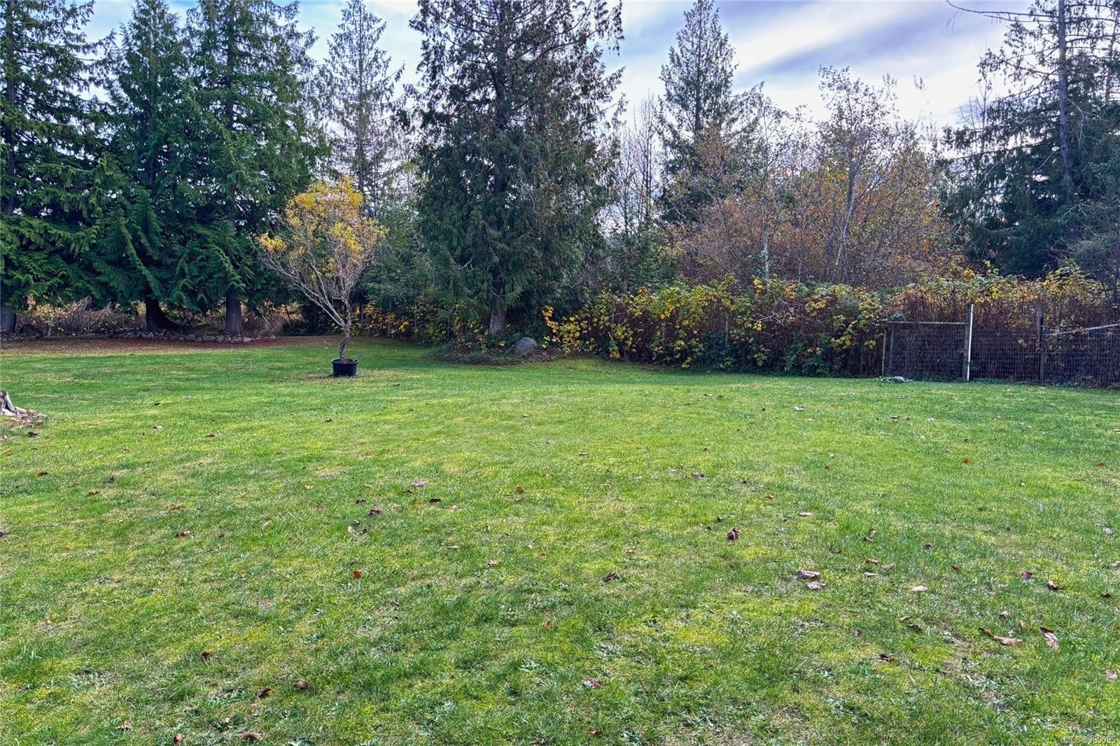 2450/2440 Whistler Rd West, Qualicum Beach, BC