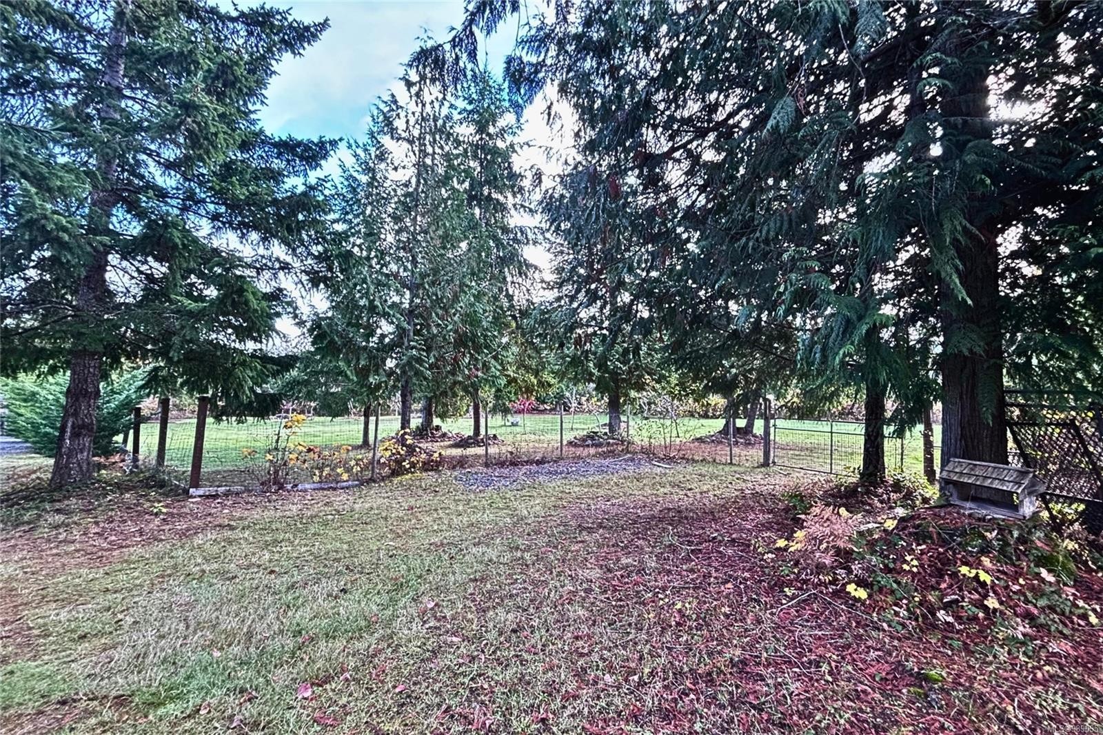 2450/2440 Whistler Rd West, Qualicum Beach, BC