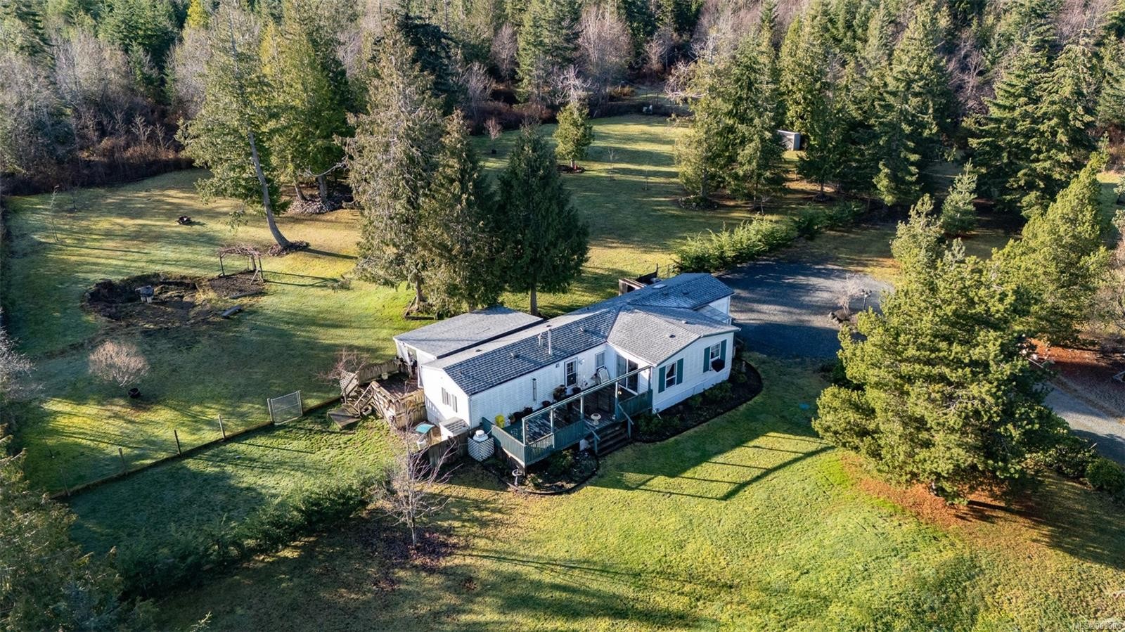 2450/2440 Whistler Rd West, Qualicum Beach, BC