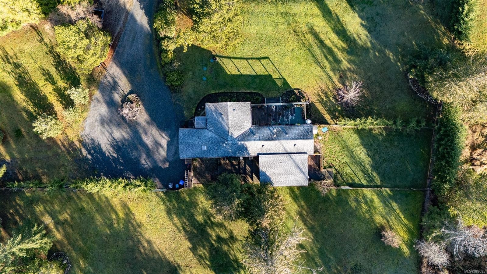 2450/2440 Whistler Rd West, Qualicum Beach, BC