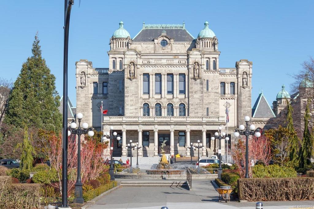 102 & 103-832 Fisgard St, Victoria, BC