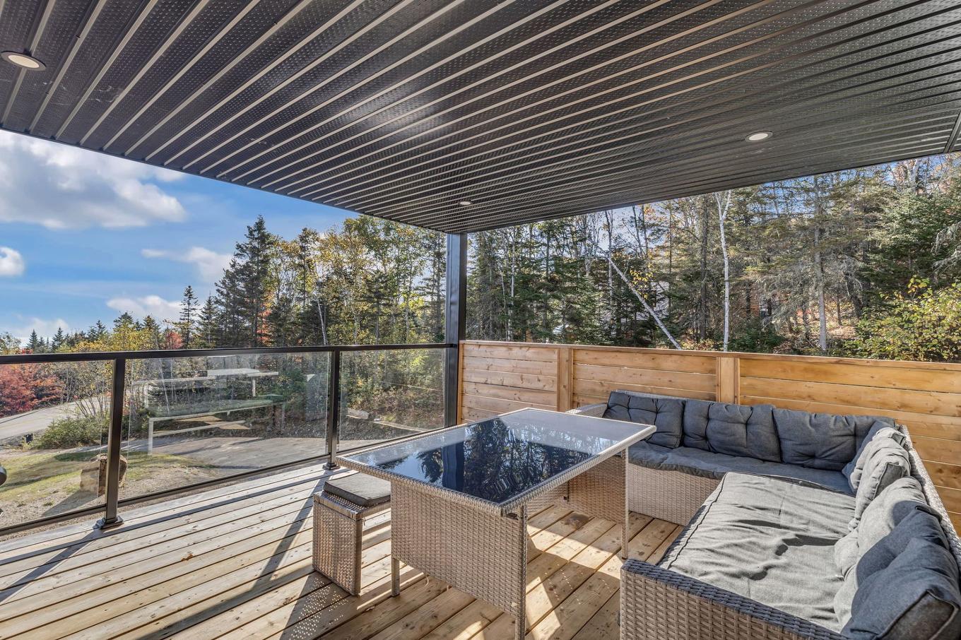 Patio - 46 Ch. De La Seigneurie, Les Éboulements, QC - Outdoor With Deck Patio Veranda