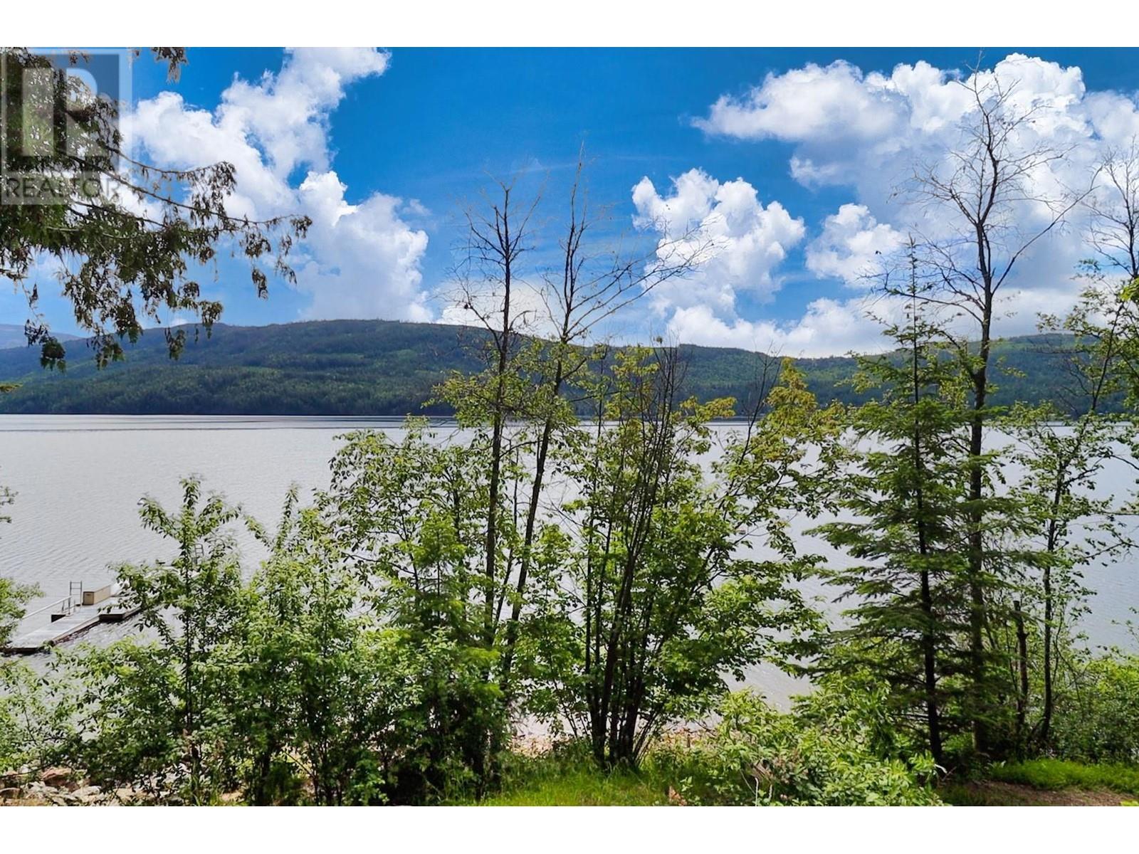 8734 Squilax Anglemont Road, St. Ives, BC