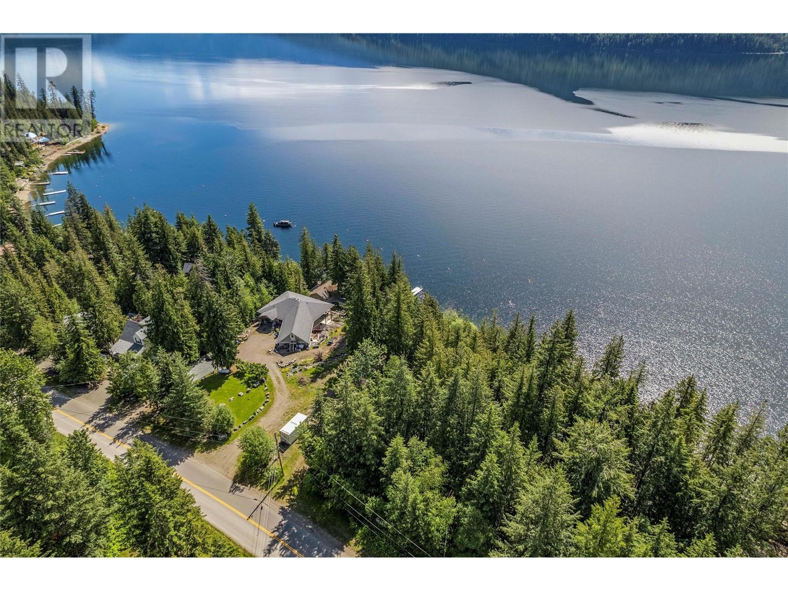 8734 Squilax Anglemont Road, St. Ives, BC