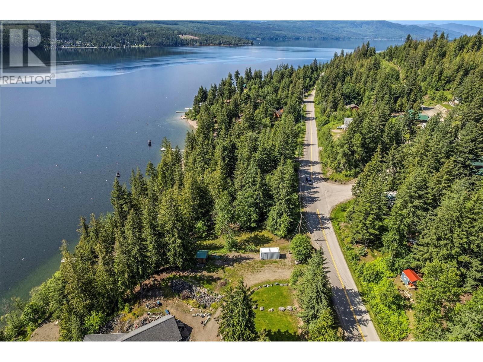 8734 Squilax Anglemont Road, St. Ives, BC