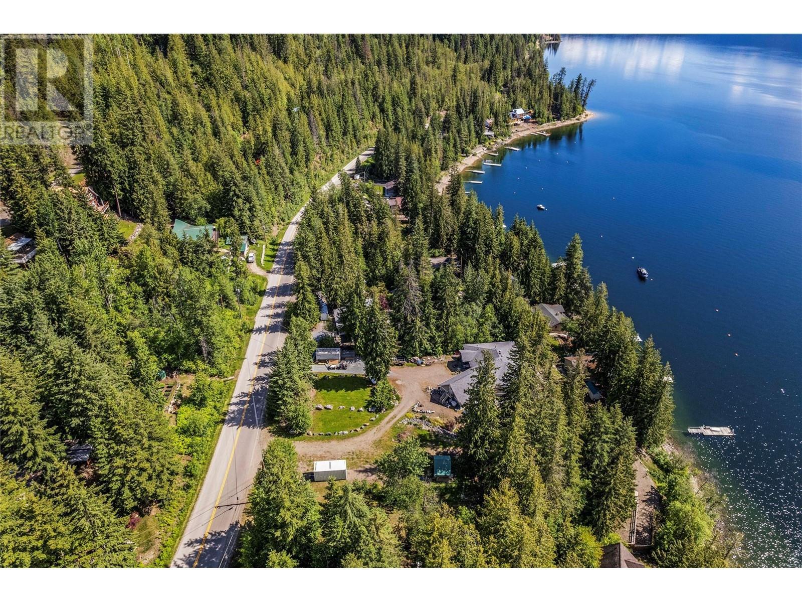 8734 Squilax Anglemont Road, St. Ives, BC