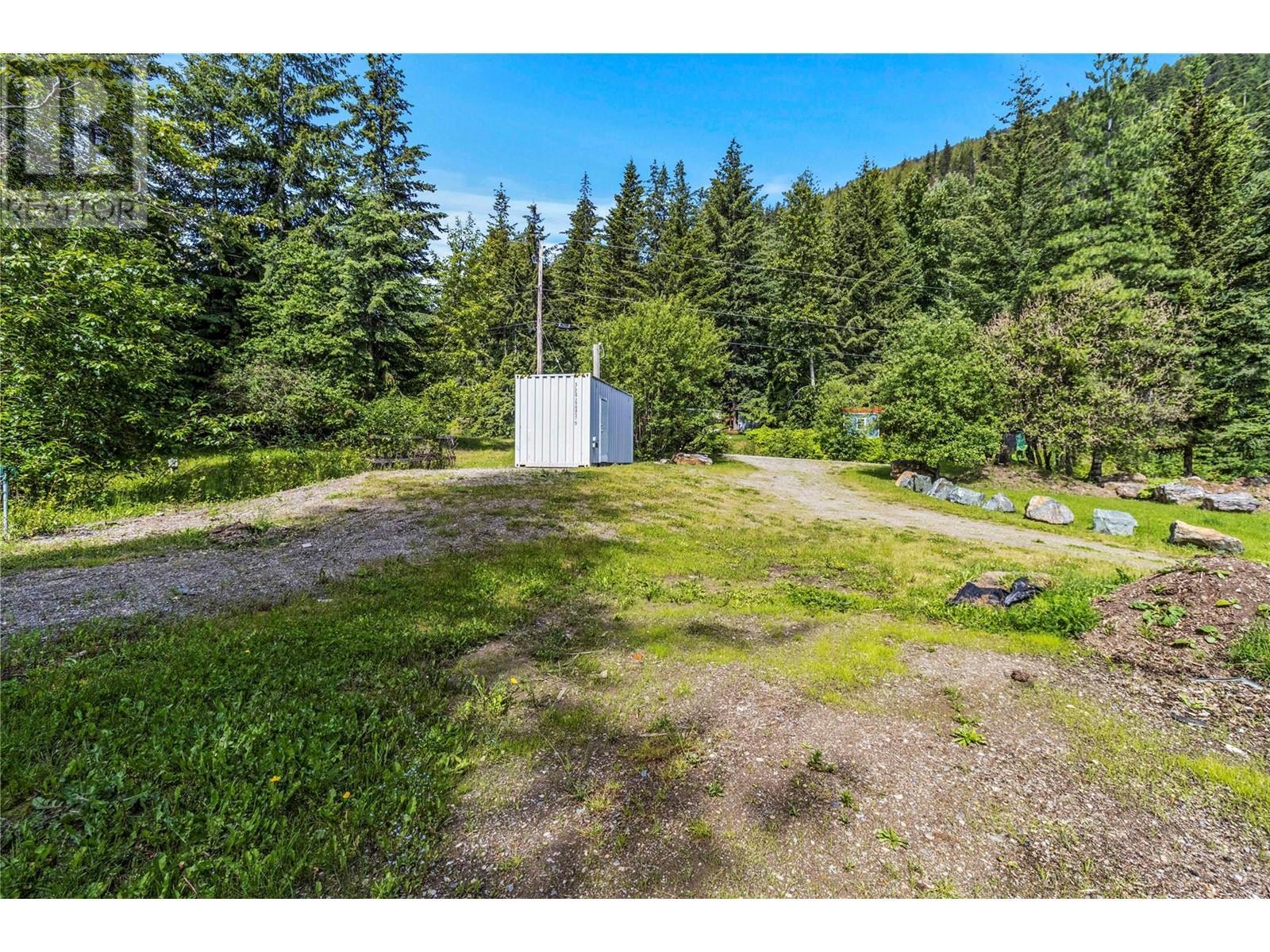8734 Squilax Anglemont Road, St. Ives, BC