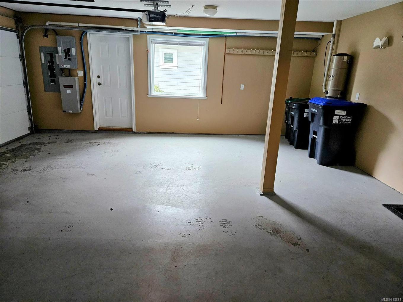 2612 Andover Rd, Nanoose Bay, BC