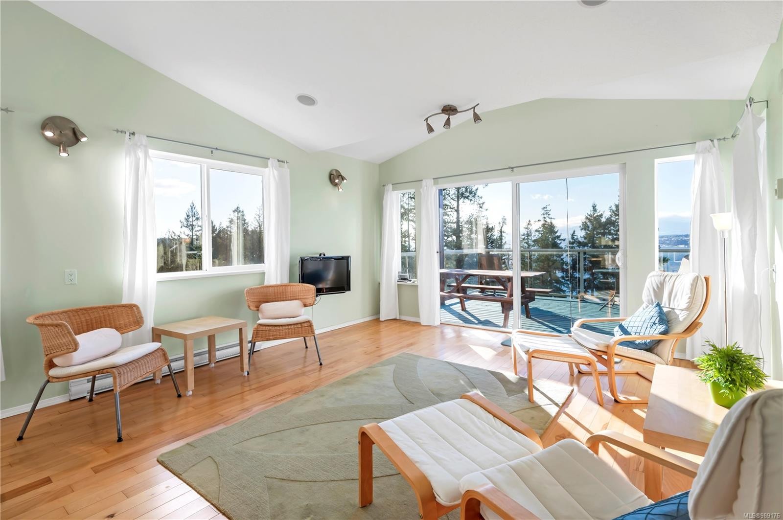 5-620 Helanton Rd, Quadra Island, BC