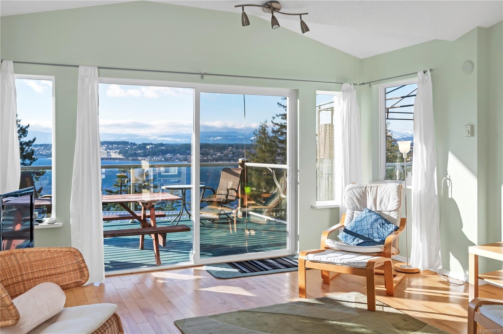 5-620 Helanton Rd, Quadra Island, BC