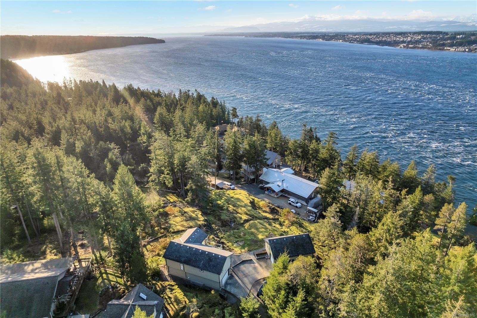 5-620 Helanton Rd, Quadra Island, BC