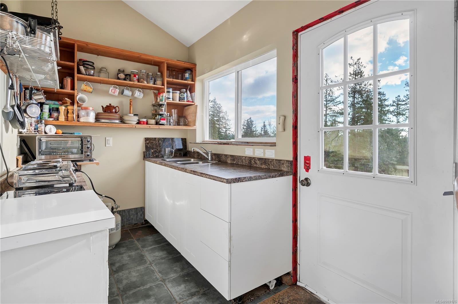 5-620 Helanton Rd, Quadra Island, BC