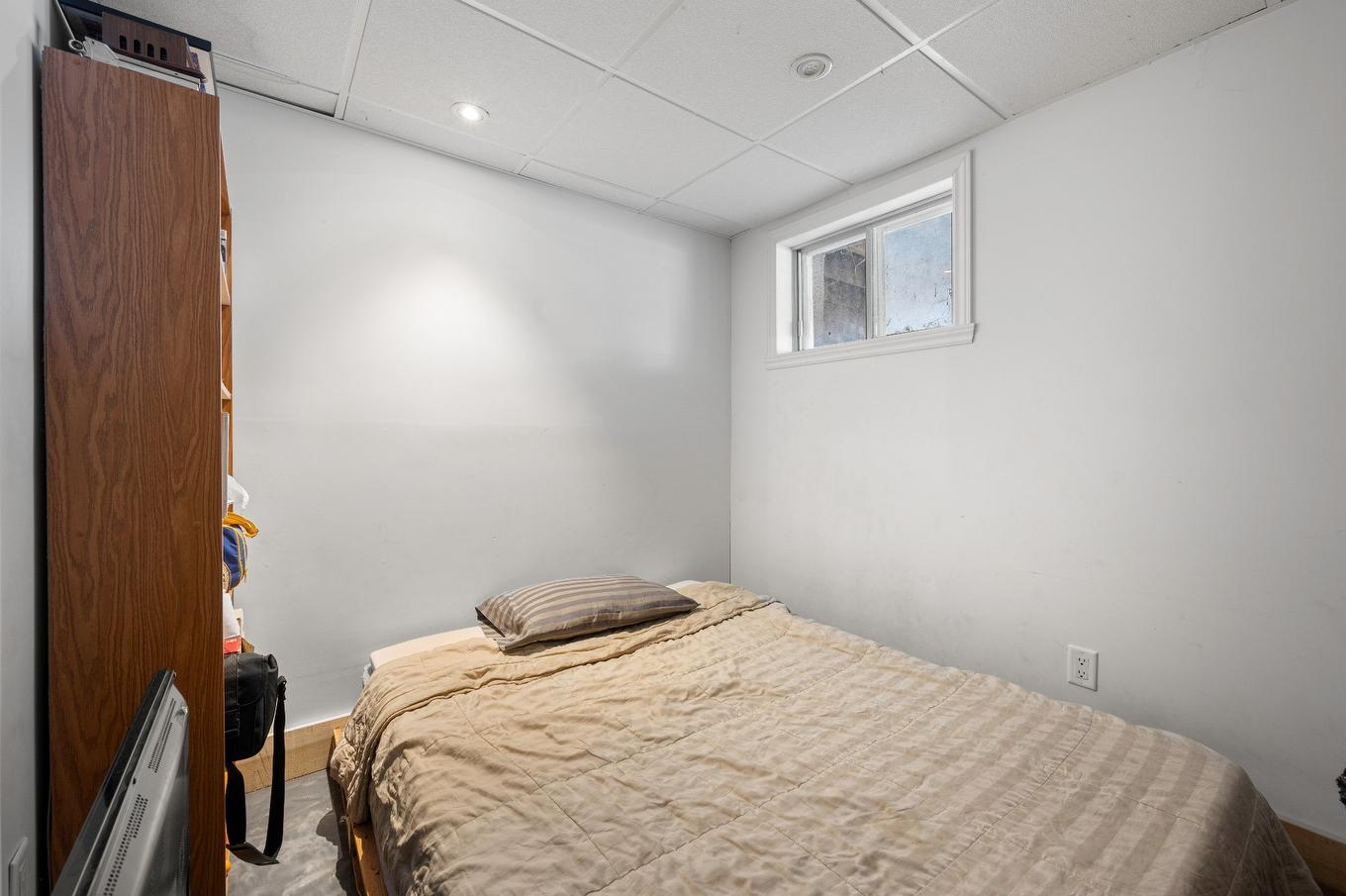 Bedroom - 87 Rg Des Étangs, Mont-Saint-Hilaire, QC - Indoor Photo Showing Bedroom