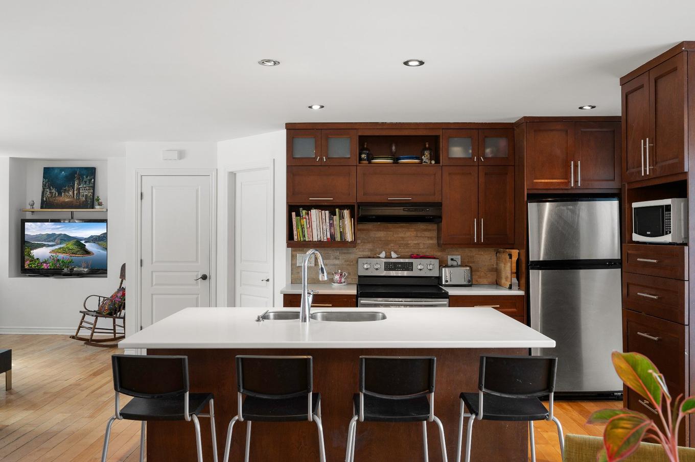Kitchen - 87 Rg Des Étangs, Mont-Saint-Hilaire, QC - Indoor Photo Showing Kitchen With Double Sink