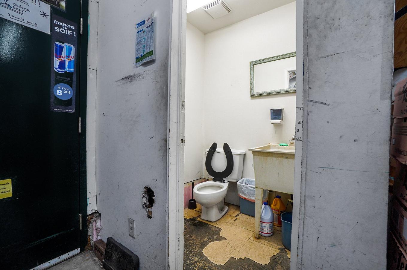 Bathroom - 2487 Boul. Du Curé-Labelle, Prévost, QC - Indoor Photo Showing Bathroom