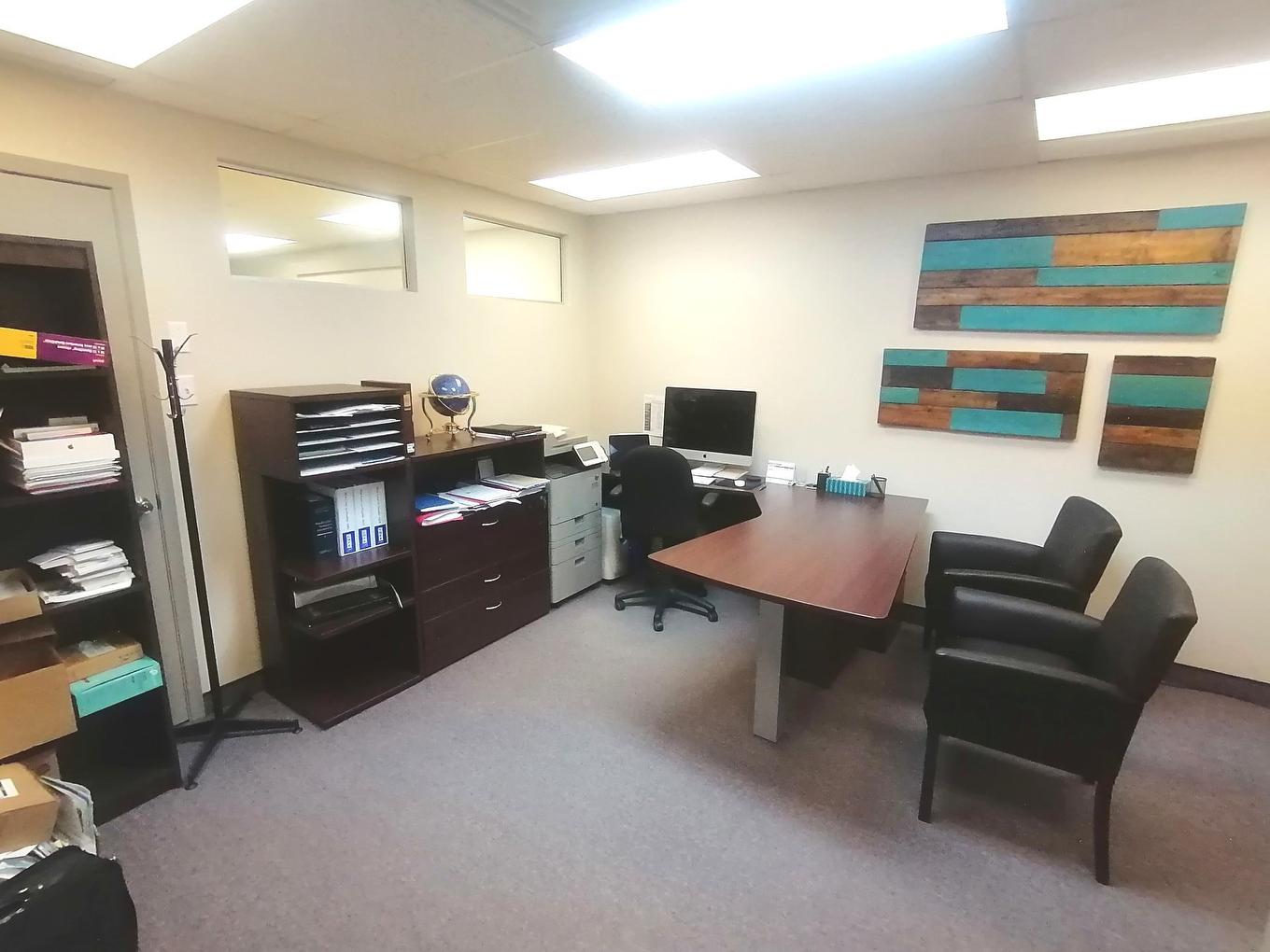 Office - 200-2-56 Av. Principale, Rouyn-Noranda, QC - Indoor