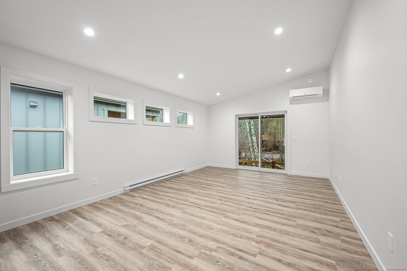 42-3025 Royston Rd, Cumberland, BC