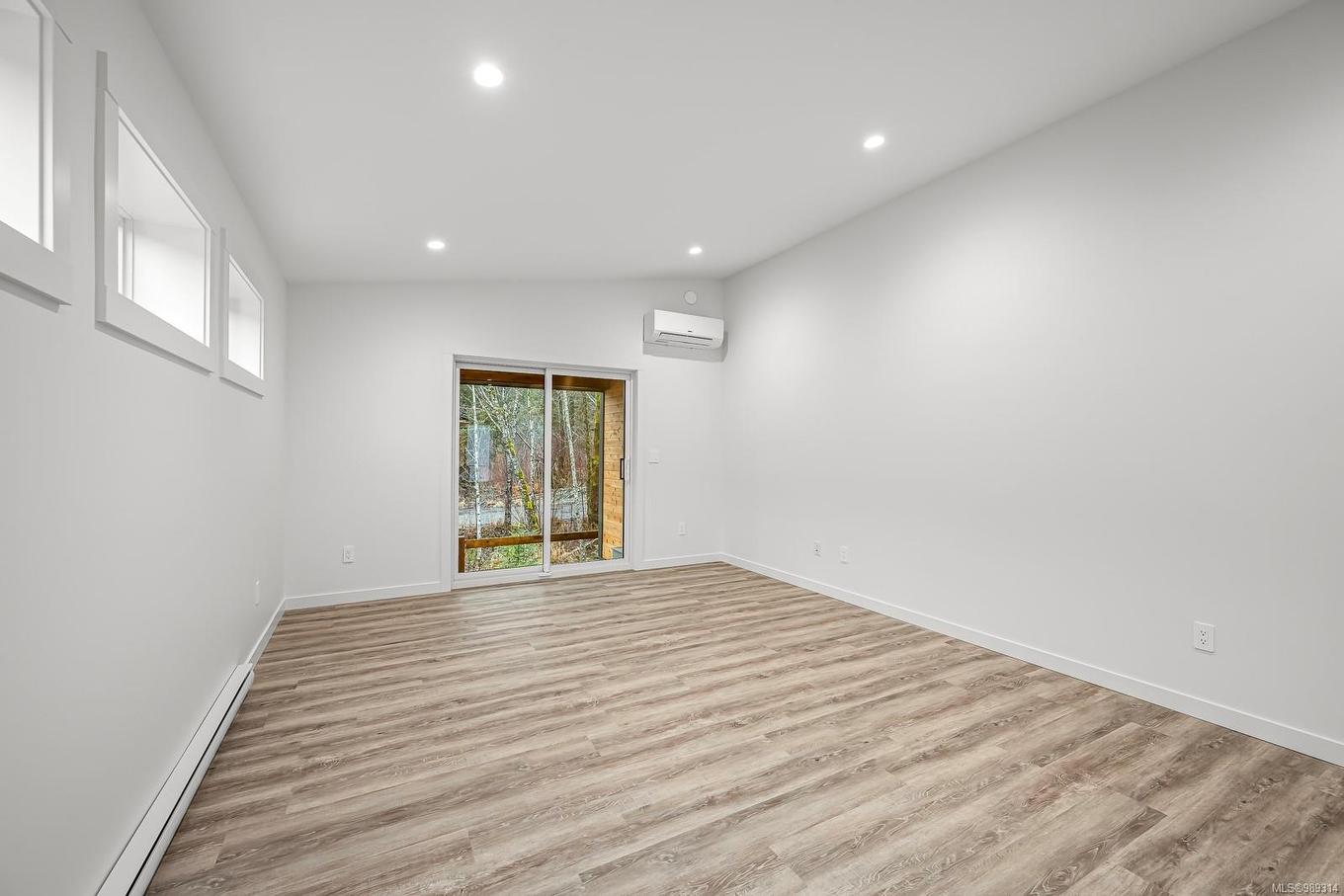 42-3025 Royston Rd, Cumberland, BC