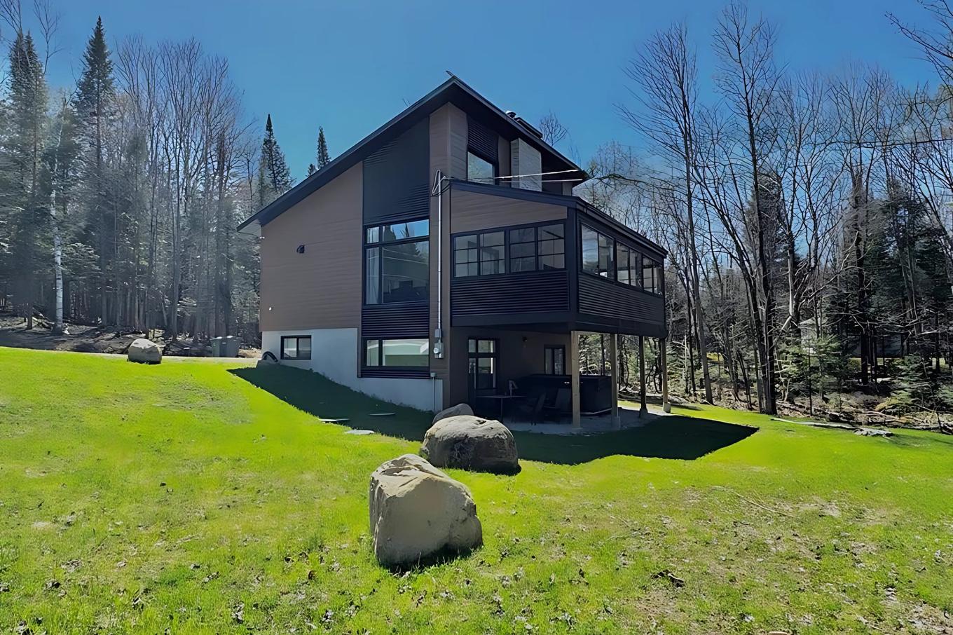 Back facade - 25 Ch. Des Cerisiers, Lac-Supérieur, QC - Outdoor