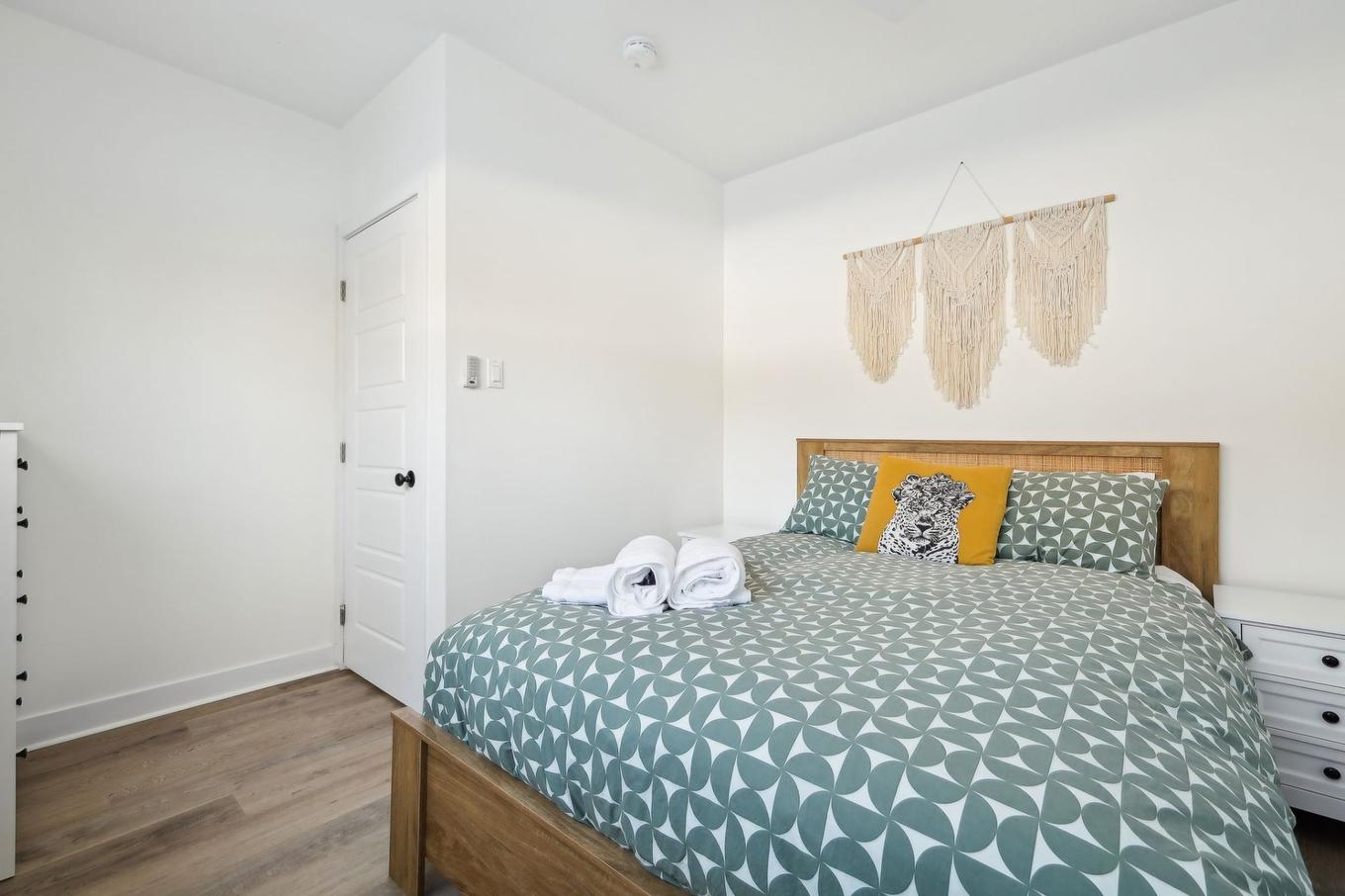 Bedroom - 25 Ch. Des Cerisiers, Lac-Supérieur, QC - Indoor Photo Showing Bedroom