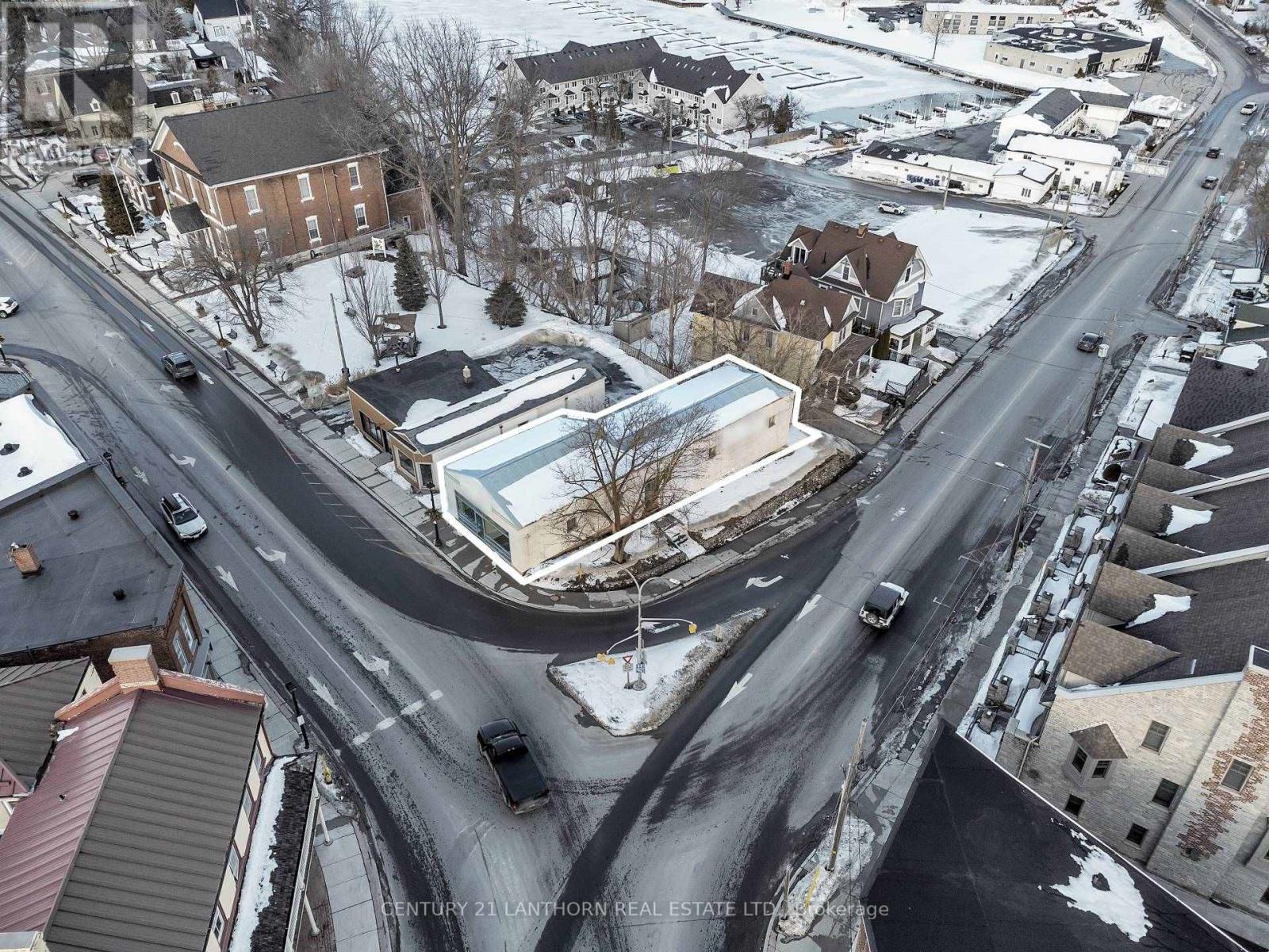 316 Picton Main Street, Prince Edward County (Picton Ward), ON