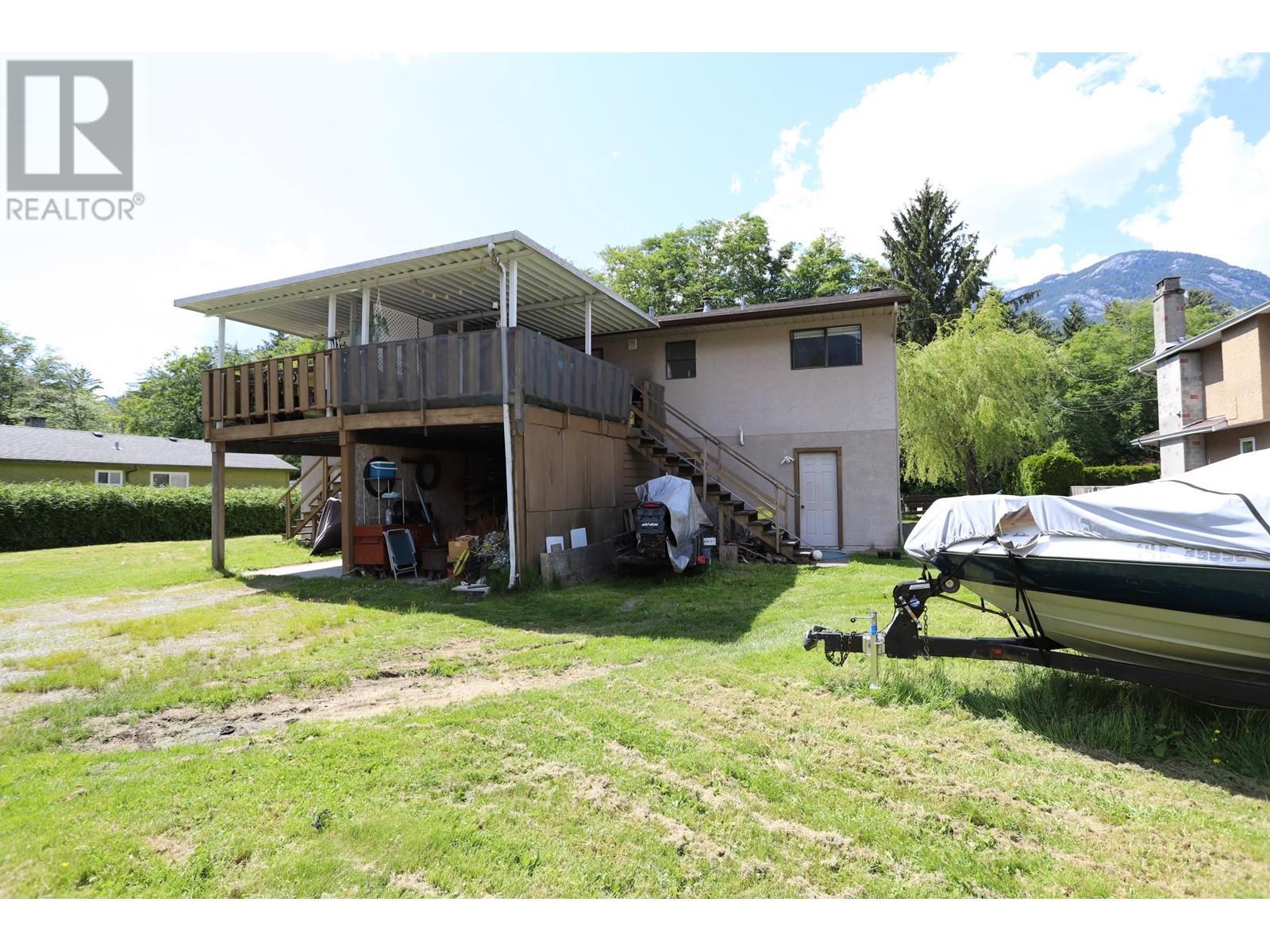 37962 Sixth Avenue, Squamish, BC