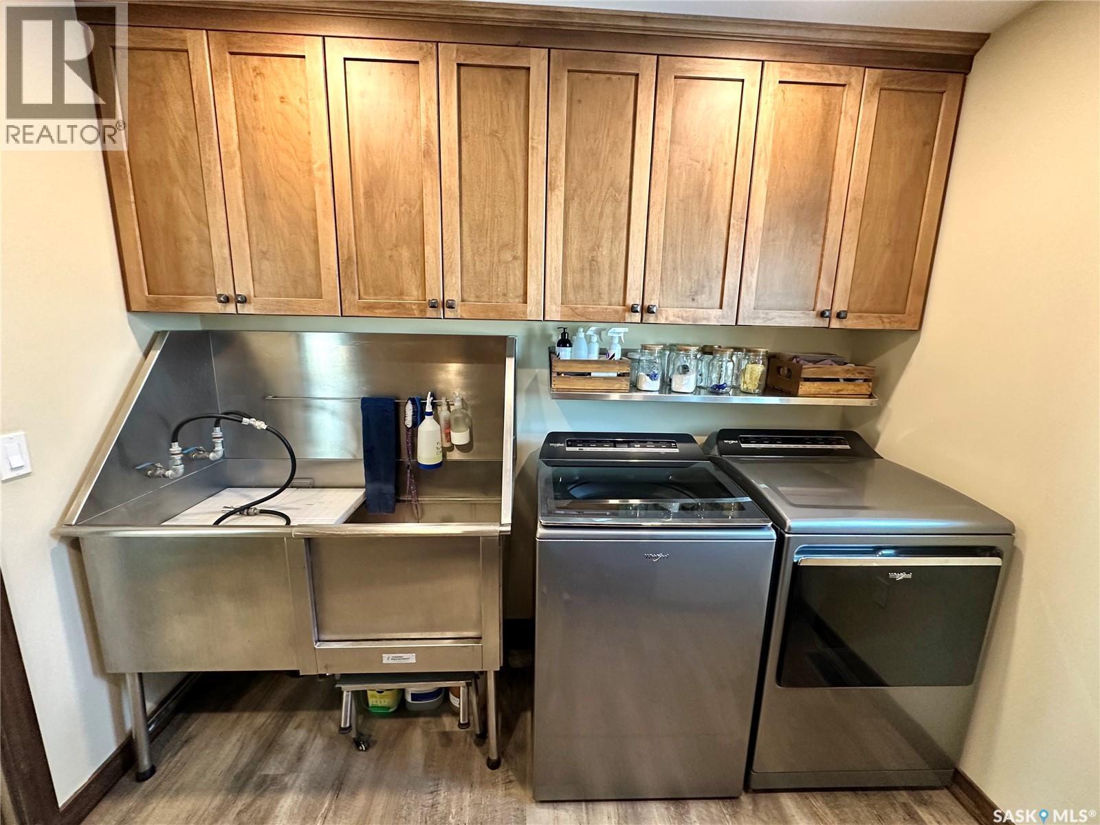 Larson Lake Ranch & Lakefront Property, Spiritwood Rm No. 496, SK