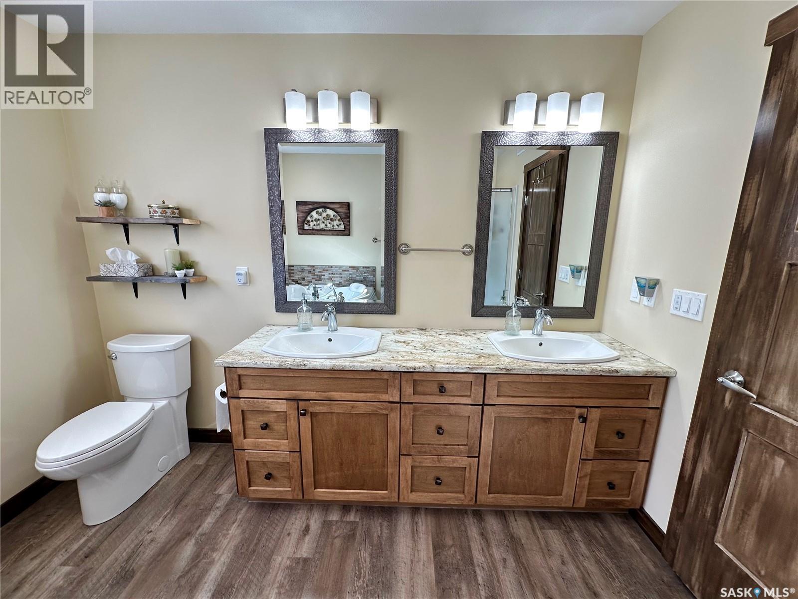 Larson Lake Ranch & Lakefront Property, Spiritwood Rm No. 496, SK