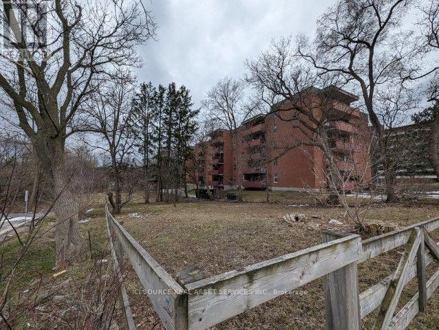 330 Davis Drive, Newmarket, ON