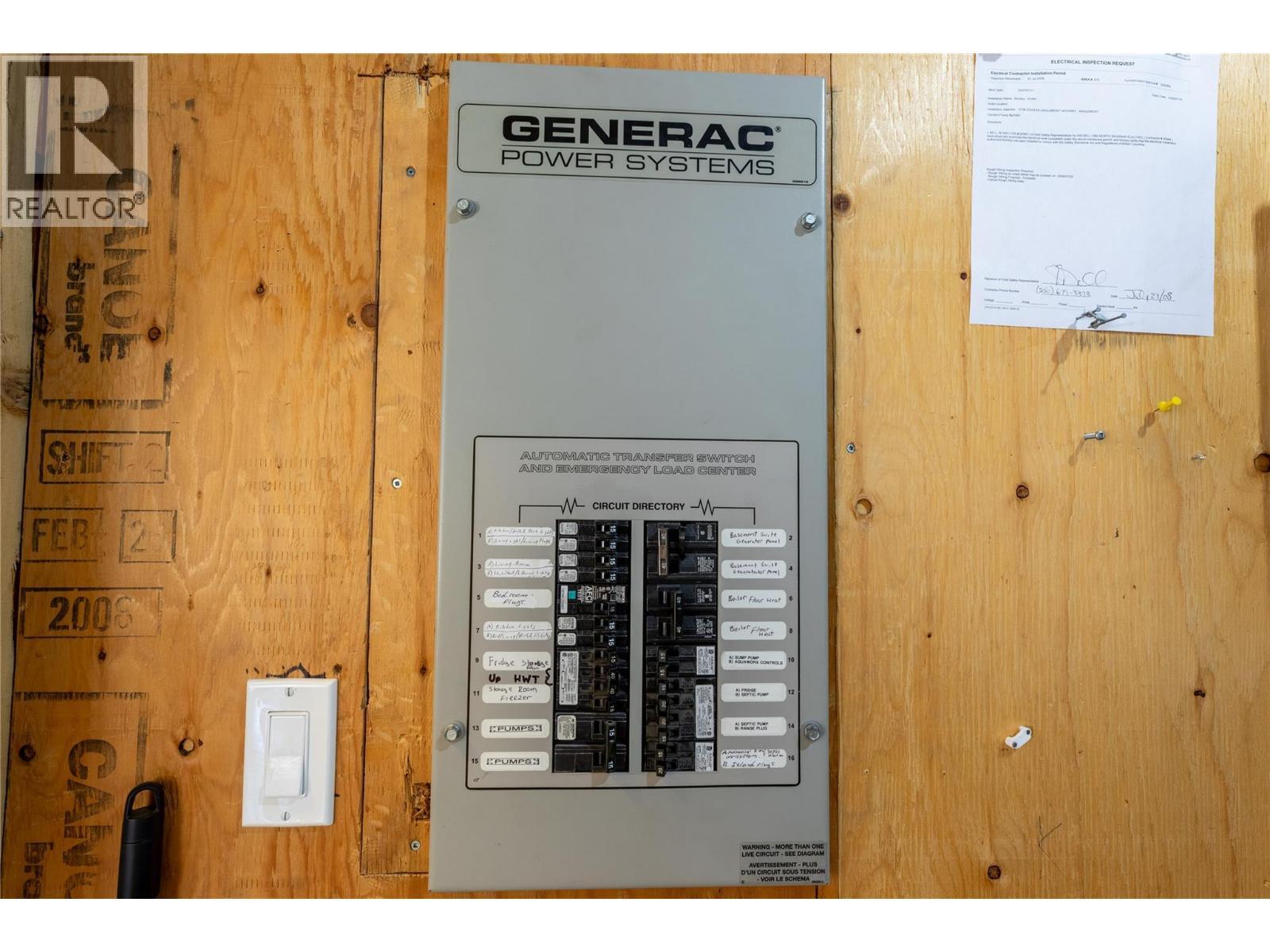 8738 Squilax Anglemont Road, St. Ives, BC - Photo Showing Other Room