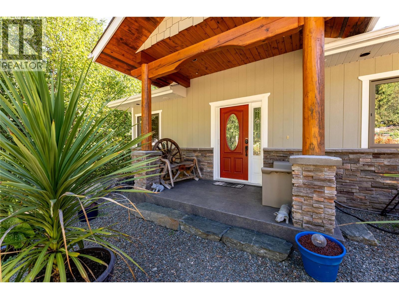 8738 Squilax Anglemont Road, St. Ives, BC - Outdoor With Exterior