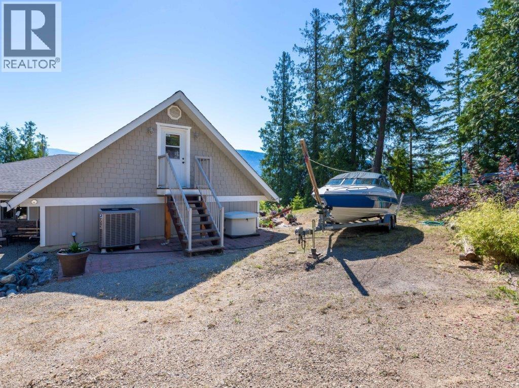 8738 Squilax Anglemont Road, St. Ives, BC - Outdoor