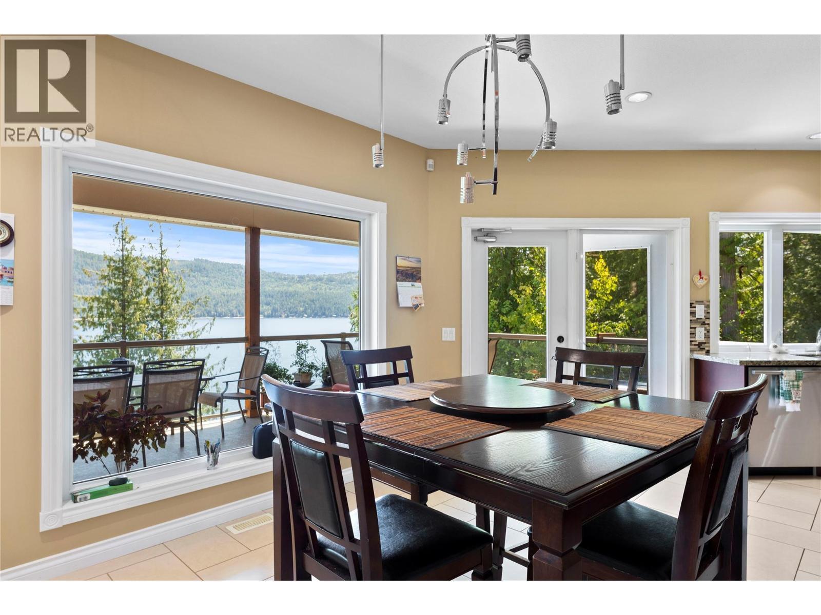 Dining with a view! - 8738 Squilax Anglemont Road, St. Ives, BC - Indoor Photo Showing Dining Room