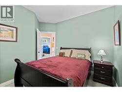 1st bedroom Main floor -