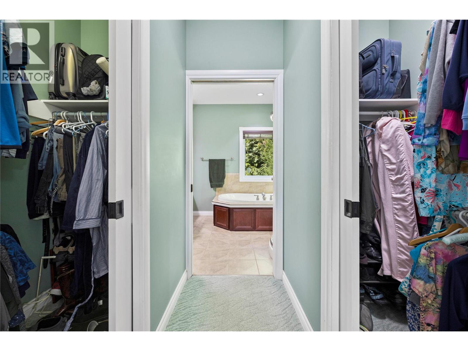 Walk thru closet - 8738 Squilax Anglemont Road, St. Ives, BC - Indoor With Storage