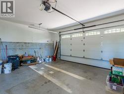 garage -
