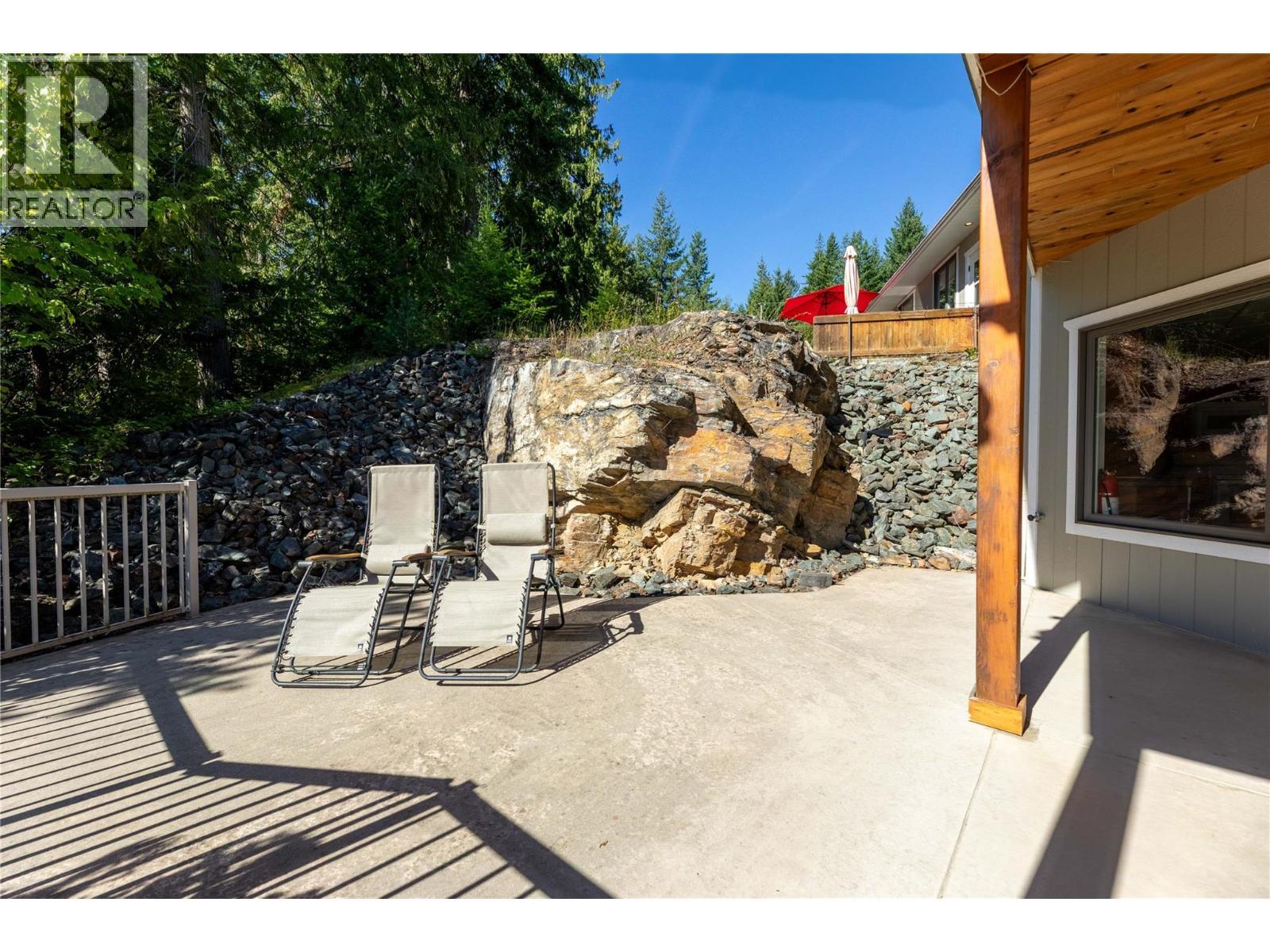 Suite level patio - 8738 Squilax Anglemont Road, St. Ives, BC - Outdoor With Deck Patio Veranda