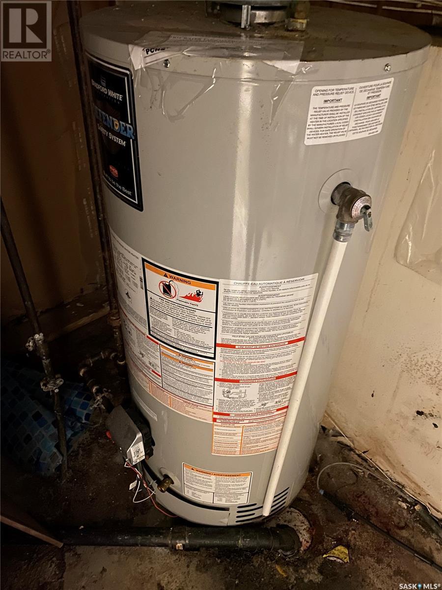 113 1St Avenue W, Kindersley, SK