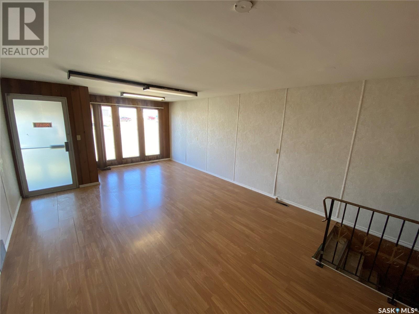 113 1St Avenue W, Kindersley, SK