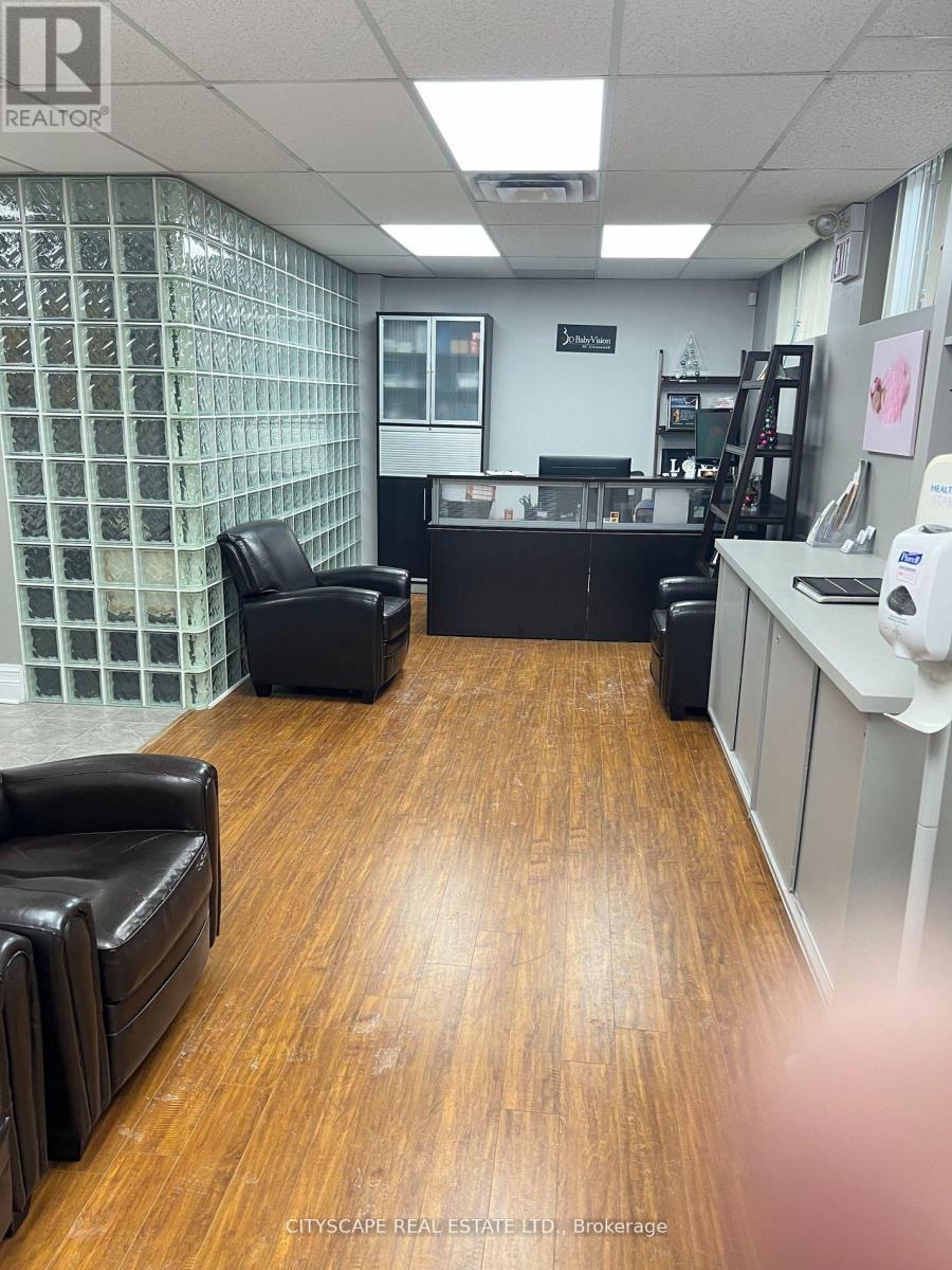 4299 Village Centre, Mississauga, ON