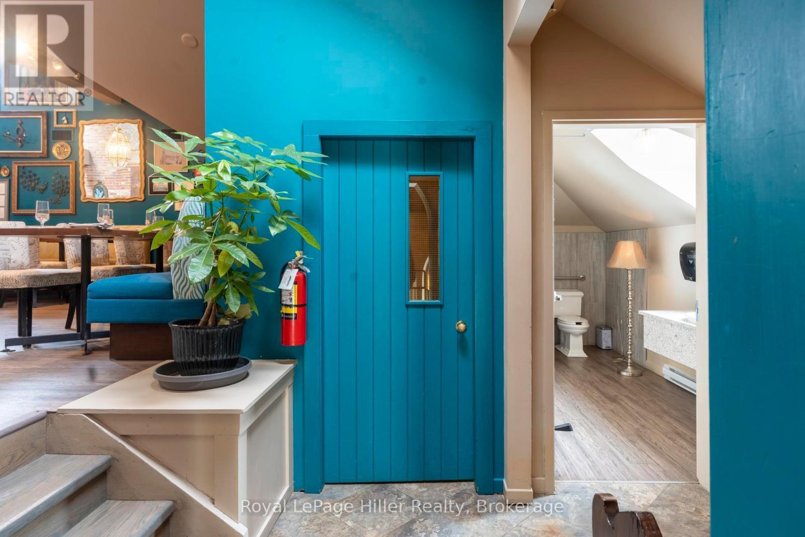 95 Waterloo St Street, Stratford, ON