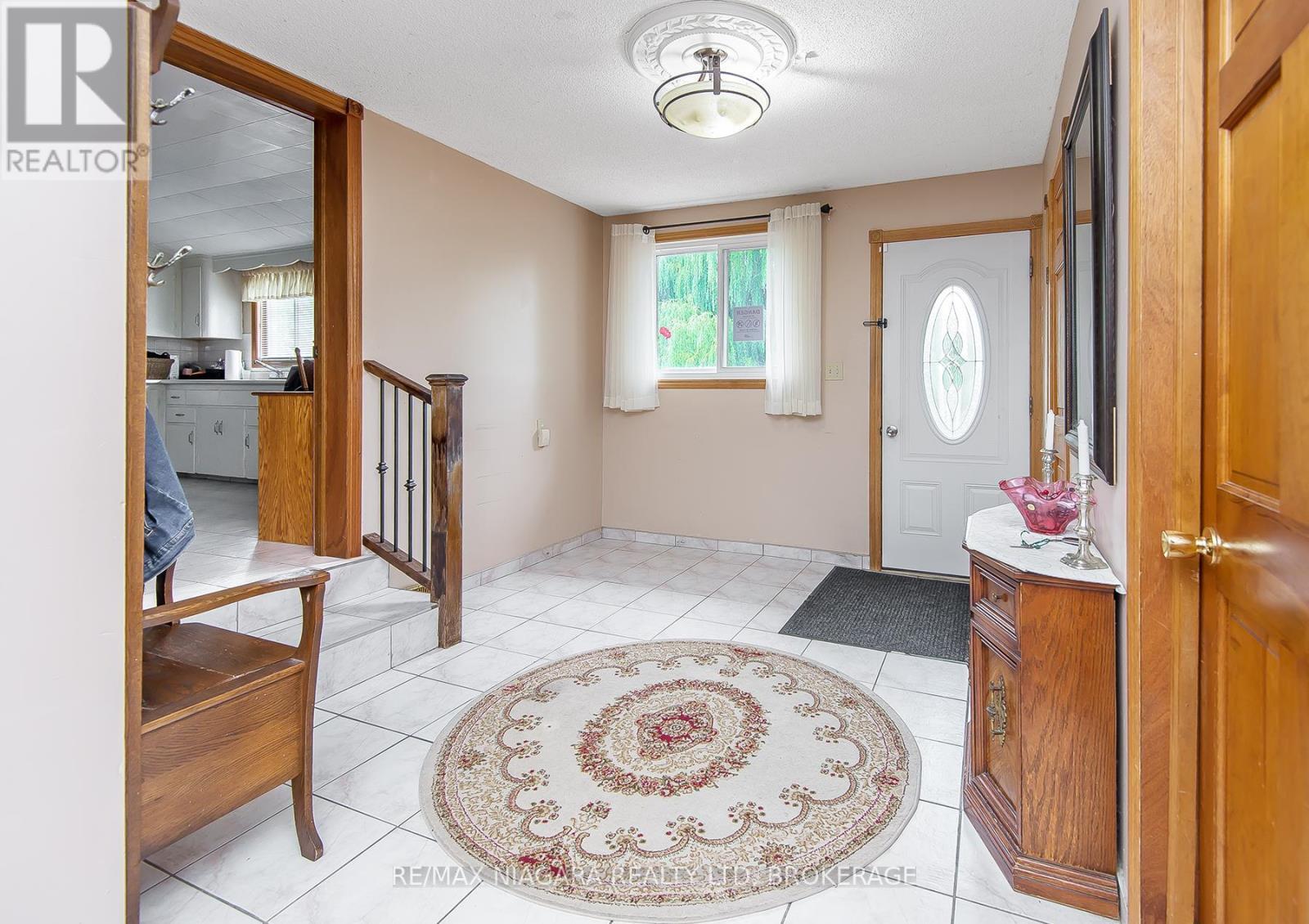 140 Lakeshore Road, Fort Erie (Lakeshore), ON - Indoor Photo Showing Other Room
