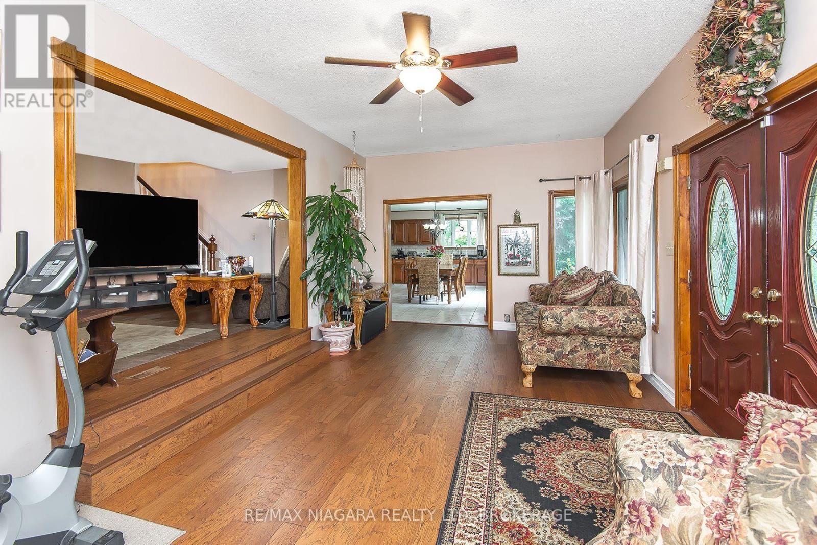 140 Lakeshore Road, Fort Erie (Lakeshore), ON - Indoor